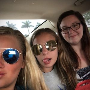 Meet your Posher, Morgan